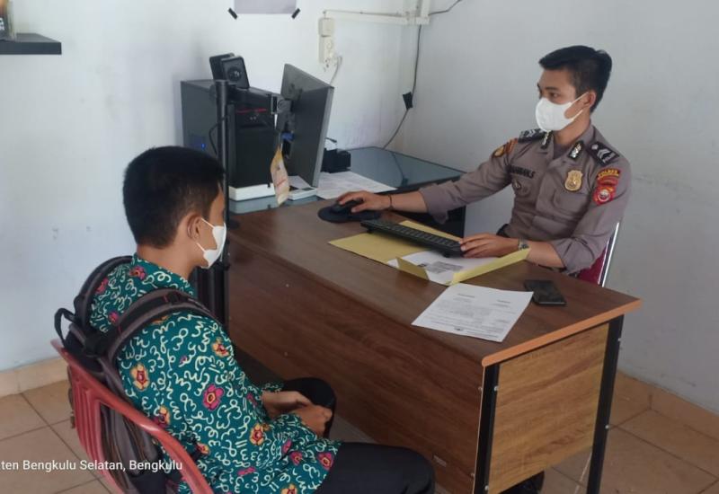 Lapor polisi