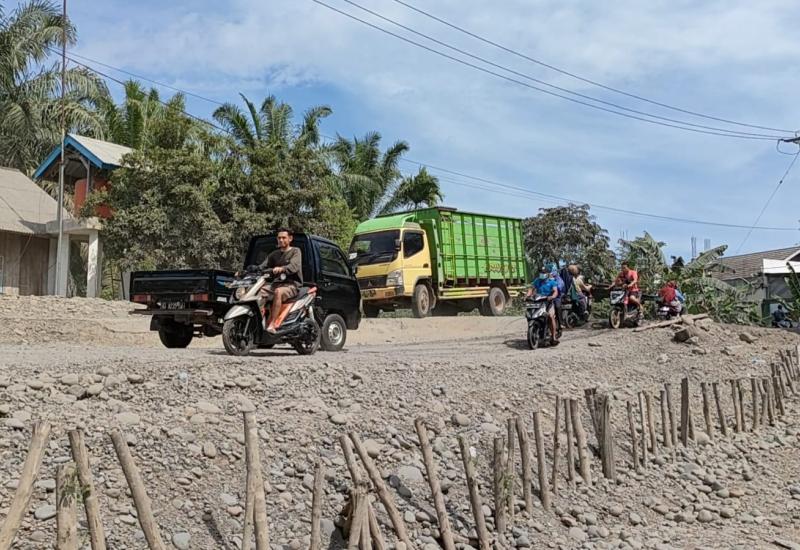 jalan ancur