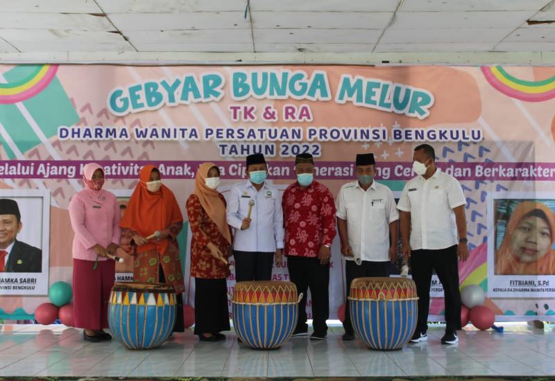 Gebyar bunga melur