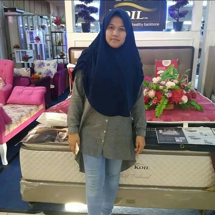 Debi Camelia Putri.