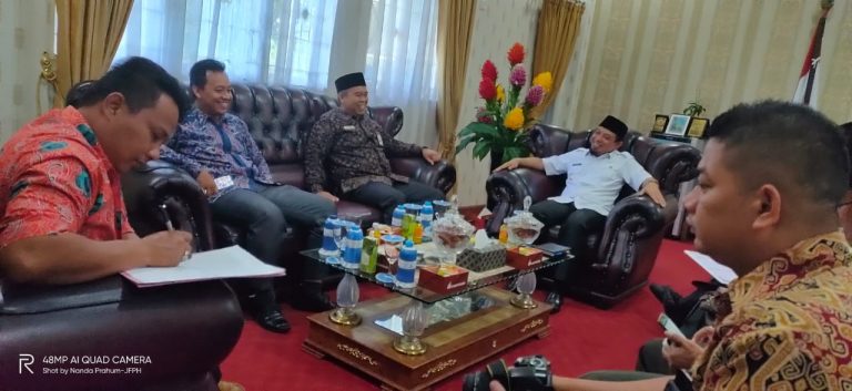 Ombudsman Bengkulu saat berkunjung ke Ruang Kerja Wakil Walikota Bengkulu.