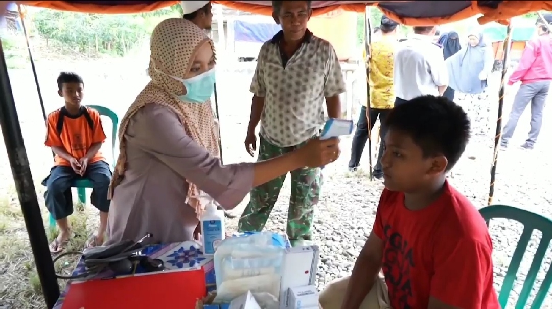 Pemeriksaan kesehatan bagi masyarakat yang hendak masuk ke wilayah Provinsi Bengkulu.