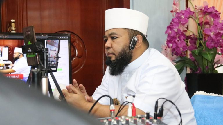Retribusi Rasmie Kloter 3, Helmi-Dedy Tetap Pantau Via Sosmed