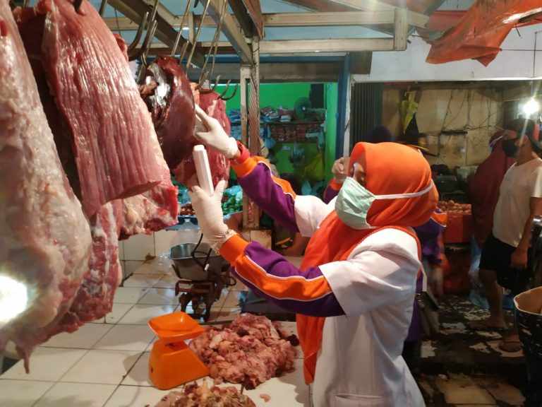 H - 1 Lebaran, Dispangtan Razia Daging Oplosan