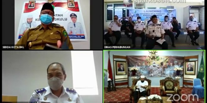 Melalui video conference bersama Kementerian Perhubungan Republik Indonesia, Pemerintah Kota (Pemkot) Bengkulu melauncing uji berkala pengujian kendaraan bermotor di Kota Bengkulu. Launching ini dilakukan Walikota Bengkulu Helmi Hasan didampingi Sekretaris Daerah Marjon dan Dinas Perhubungan Kota Bengkulu serta jajarannya, Selasa (2/6/2020).  Dalam arahannya, Walikota Bengkulu Helmi Hasan mengatakan kegiatan launching ini sebagai bentuk keseriusan pemkot Bengkulu dalam melakukan pembangunan dari berbagai as