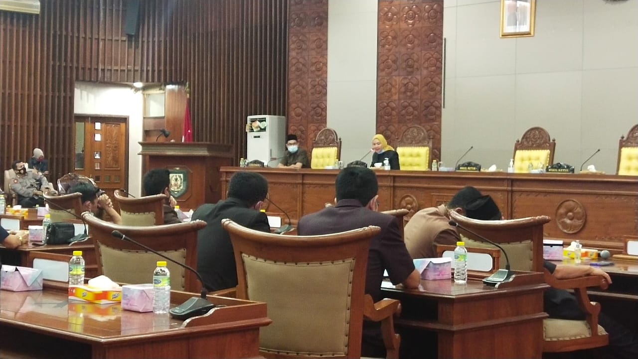 Risalah Rapat Paripurna Masa Sidang I Tahun 2020 DPRD Provinsi Bengkulu Disahkan