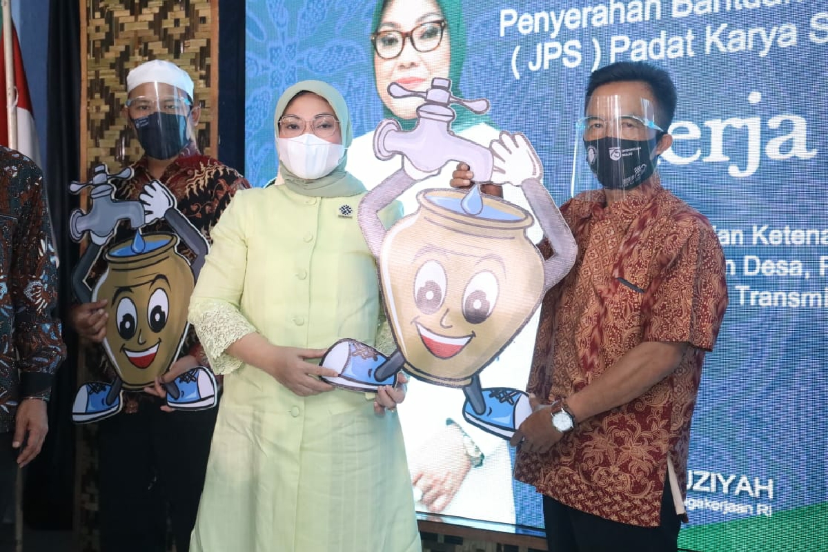 "Duet Maut" Kemnaker dan Kemendes Atasi Dampak Covid-19