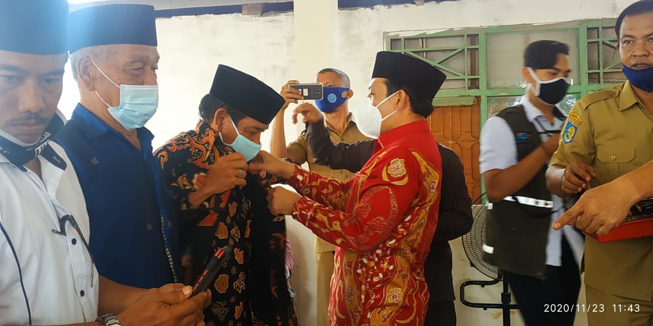 Seragam Batik Jadi Identitas Ketua RT dan RW Saat Pertemuan