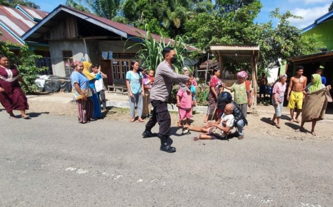 Hilang Kendali, Petani di Mukomuko Tabrak Lansia Yang Hendak Menyebrang