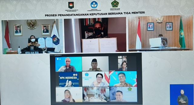 Mendikbud Umumkan SKB Tiga Menteri Mengenai Seragam Sekolah