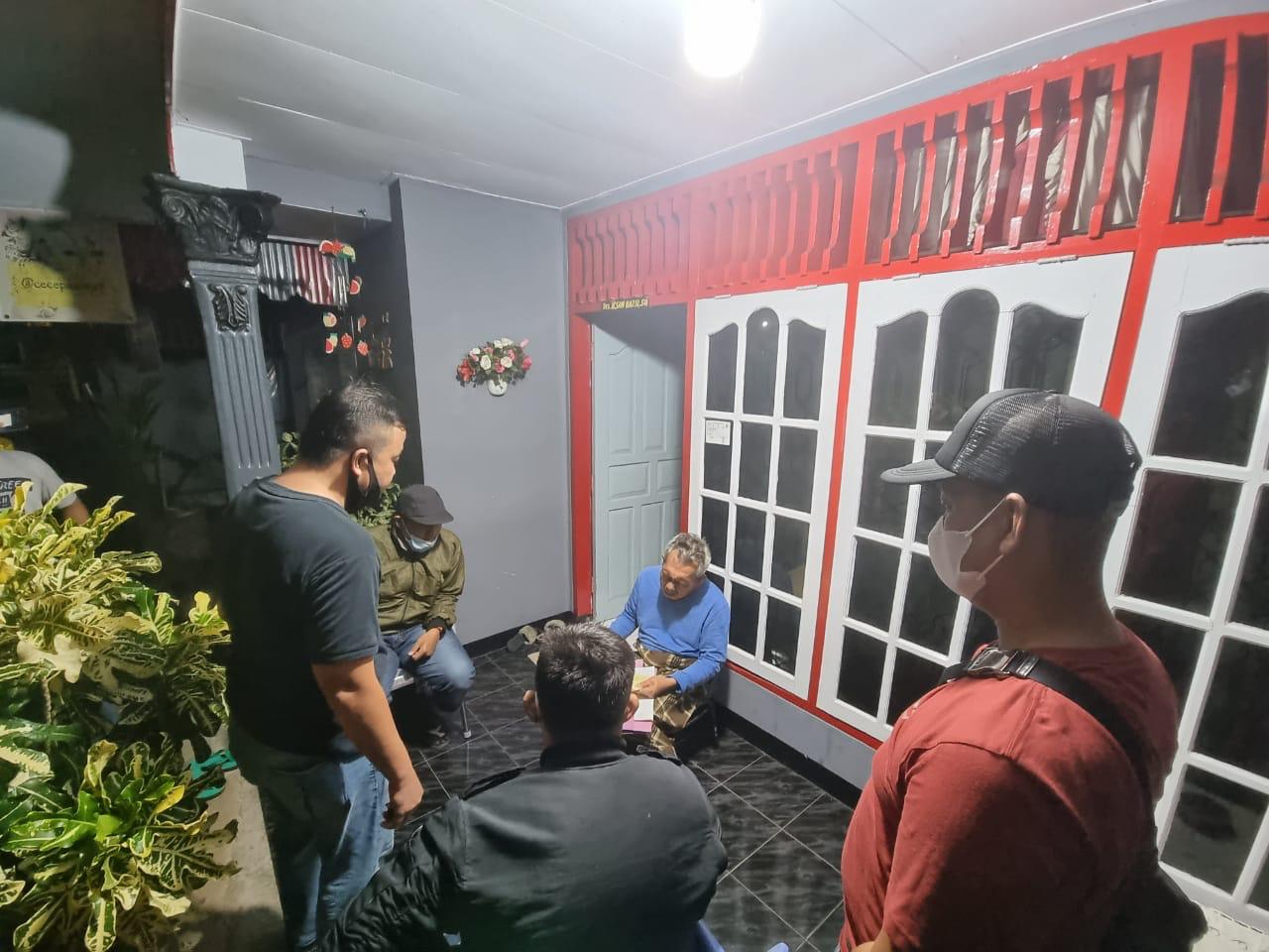 Hukum