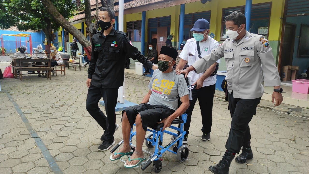 Vaksin malang