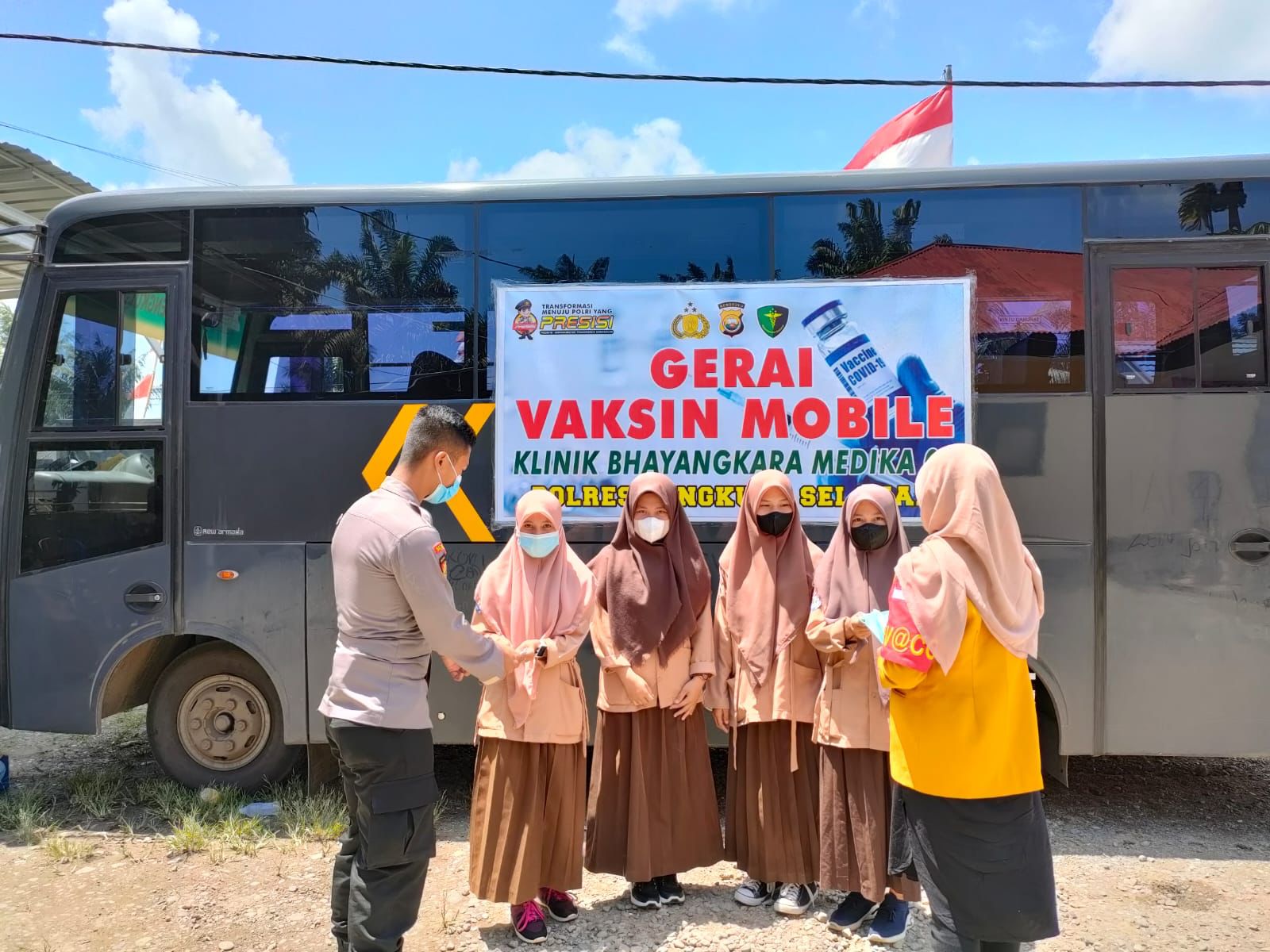 gerai vaksin mobile