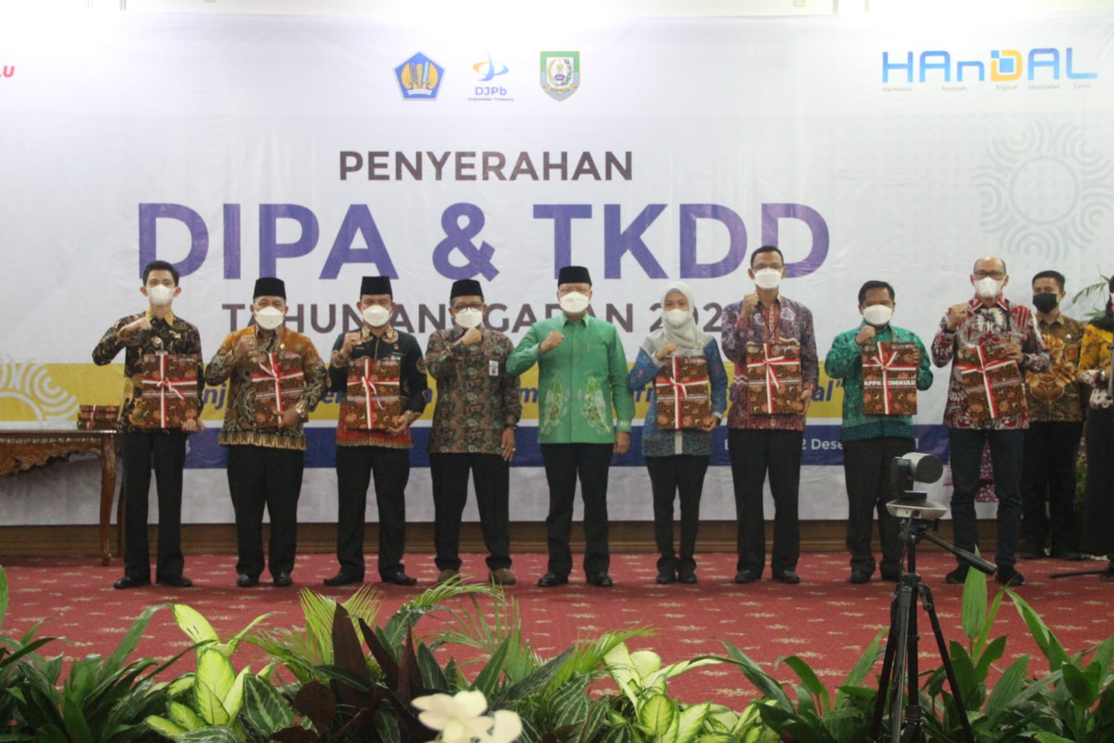 Penyerahan dipa