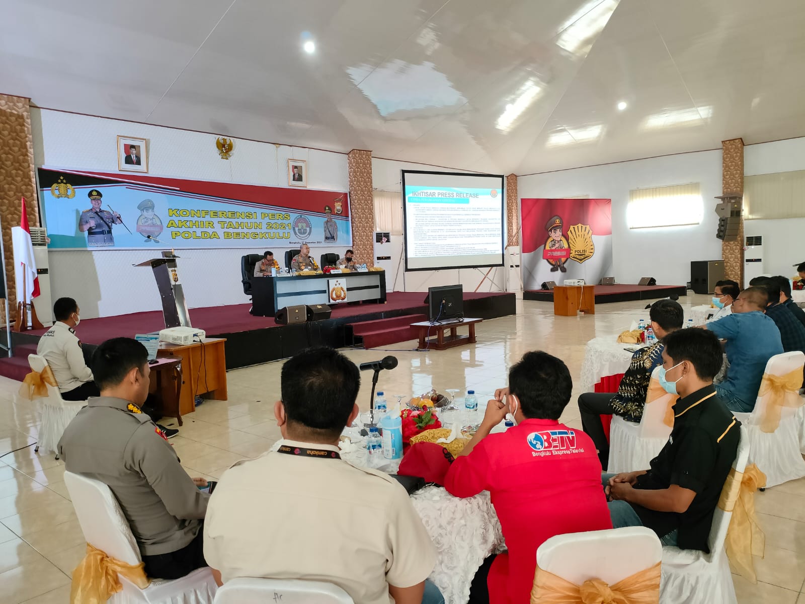 Pres rilis