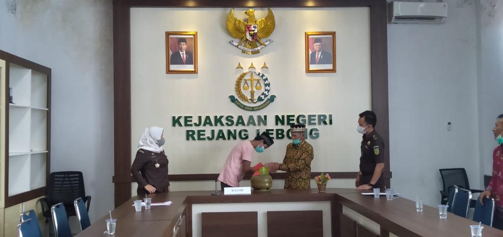 Dibebaskan