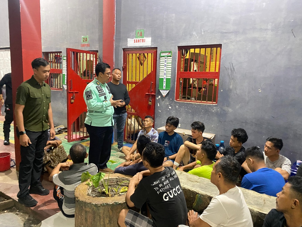 Tim Satops Patnal Kanwil Kemenkumham Bengkulu Lakukan Sidak Blok dan Kamar Hunian