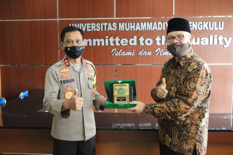 Tingkatkan Sinergitas, Kapolda Kunjungi 3 Universitas Besar di Bengkulu