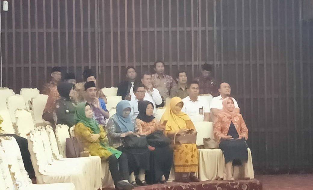 Rapat paripurna ke-7