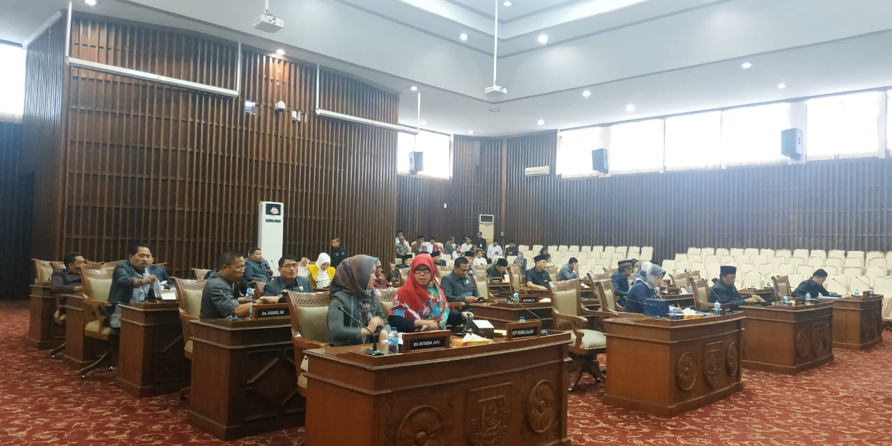 Rapat Paripurna DPRD Provinsi Bengkulu ke-11.