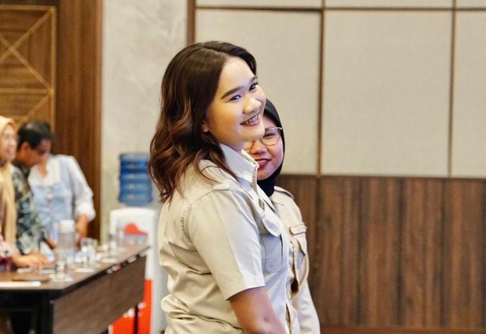Gloria Erysa Meilinda Situmorang Sosok Muda Berprestasi Pimpin SPPG Bengkulu