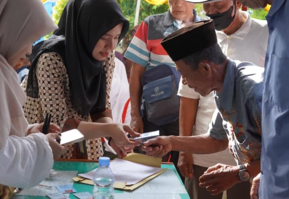 Warga Bumi Ayu Dapat Akses Kesehatan Gratis dari Bandara Fatmawati Soekarno