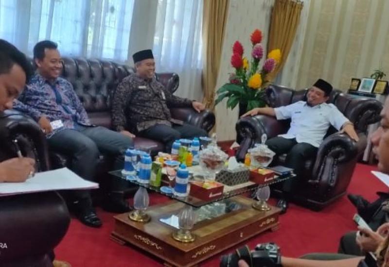 Ombudsman Bengkulu saat berkunjung ke Ruang Kerja Wakil Walikota Bengkulu.