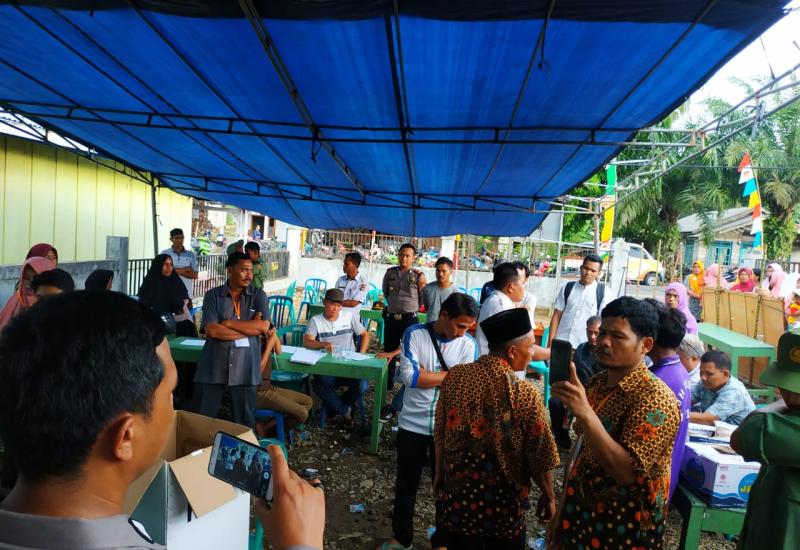 Saat kericuhan dalam pemilihan BPD Desa Pauh Terenja.