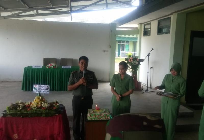 Syukuran kelahiran cucu pertama Kasad TNI.