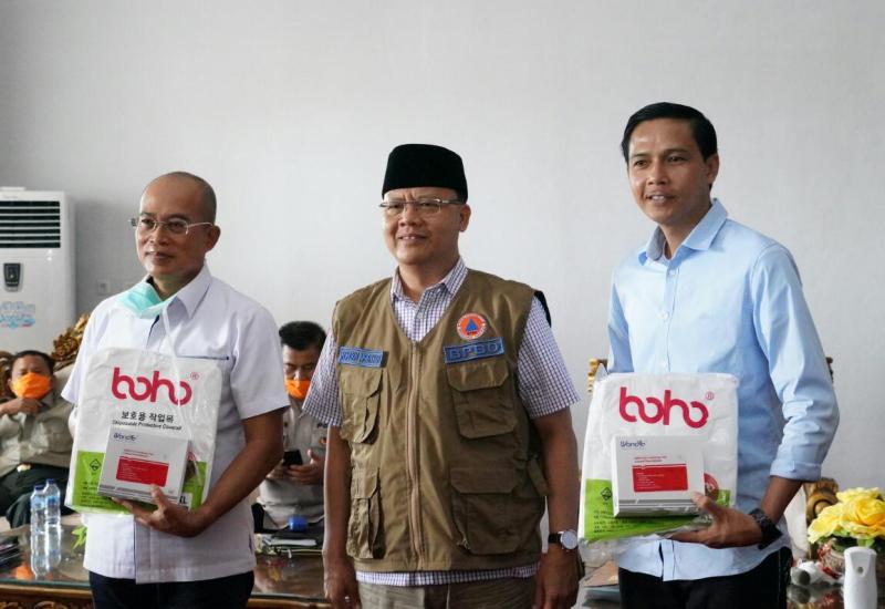 Gubernur Bengkulu Rohidin Mersyah saat bersama Bupatu Bengkulu Selatan dan Bupati Kaur.