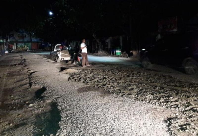 Berikan Kenyamanan Pengendara, PUPR Kota Tambal Lubang Jalan