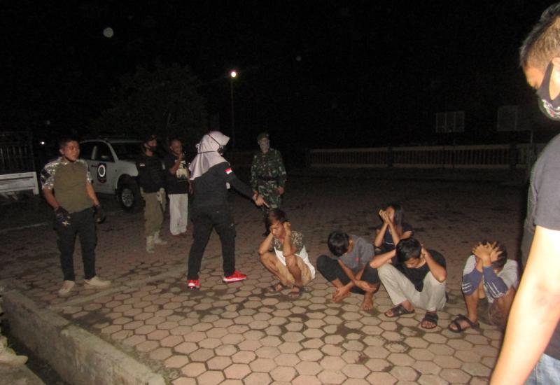 Konsumsi Alkohol di Tempat Umum, 7 Warga BS Diamankan Tim Gabungan