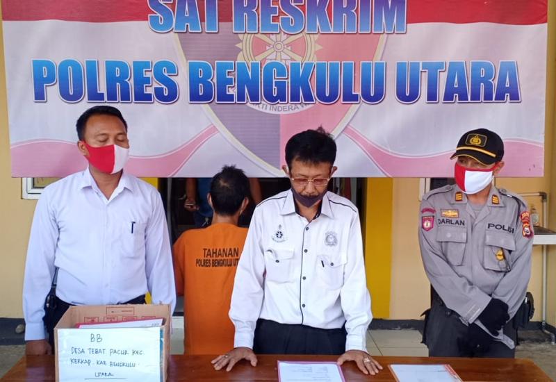 Korupsi Dana Desa Rp 354 Juta, Kades Tebat Pacur Ditahan