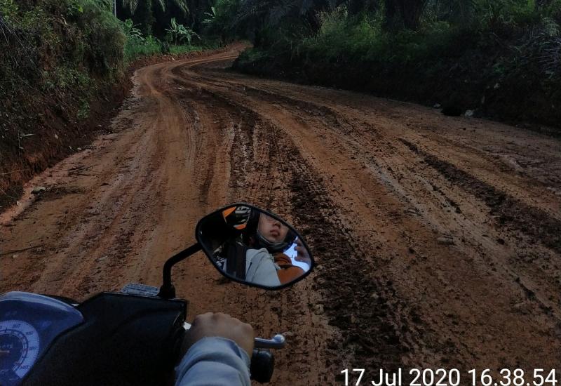 Jalan Buruk, Aktivitas Ekonomi dan Pendidikan Warga Wonosobo Terhambat