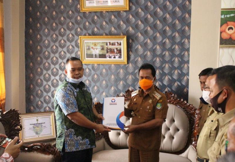 Terima Hasil Rapid Assement Ombudsman, Ini Harapan Bupati Ferry Ramli