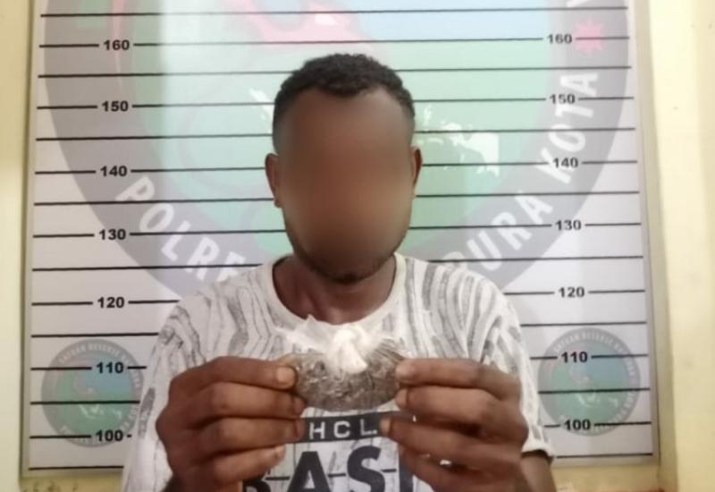 Kedapatan Bawa Ganja, Pemuda Kampung Mosso Tak Berkutik 