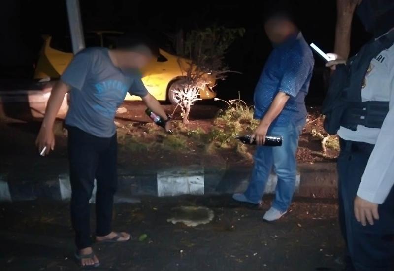 Patroli Malam, Polres Banggai Dapati Dua Sejoli Tenggak Miras