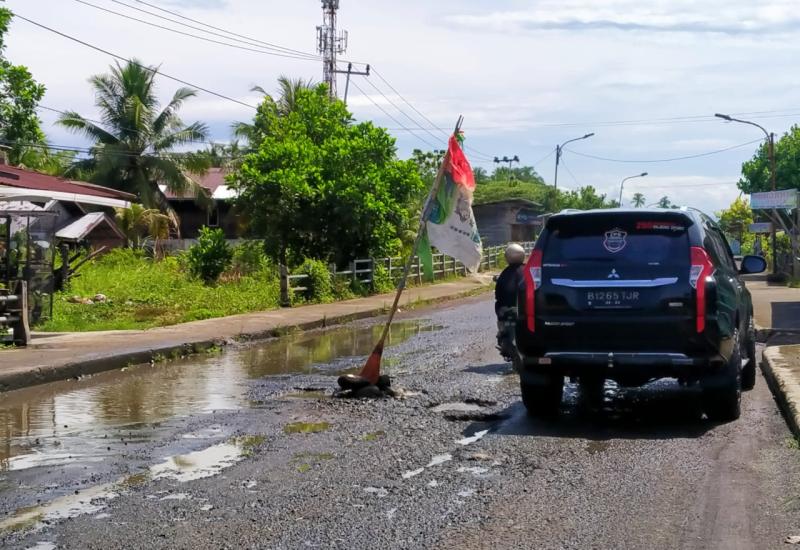 Jalan sebelum ditimbun