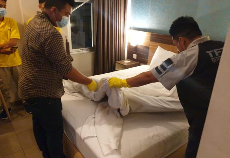 penemuan mayat hotel