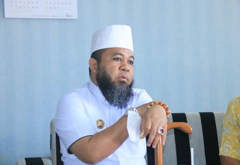 walikota helmi
