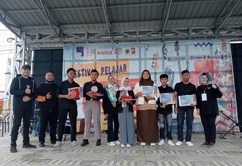 Pengumuman lomba akustik FPN